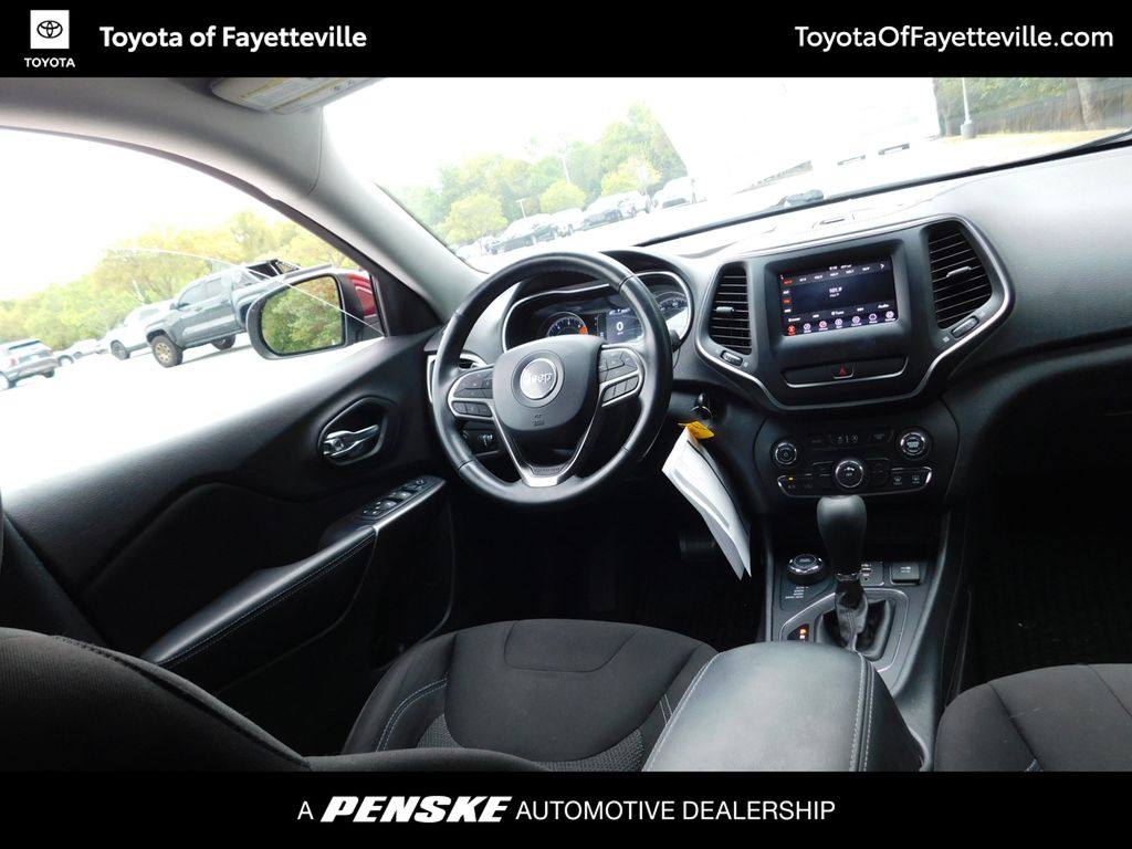 Used 2019 Jeep Cherokee Latitude with VIN 1C4PJMCB6KD432913 for sale in Fayetteville, AR