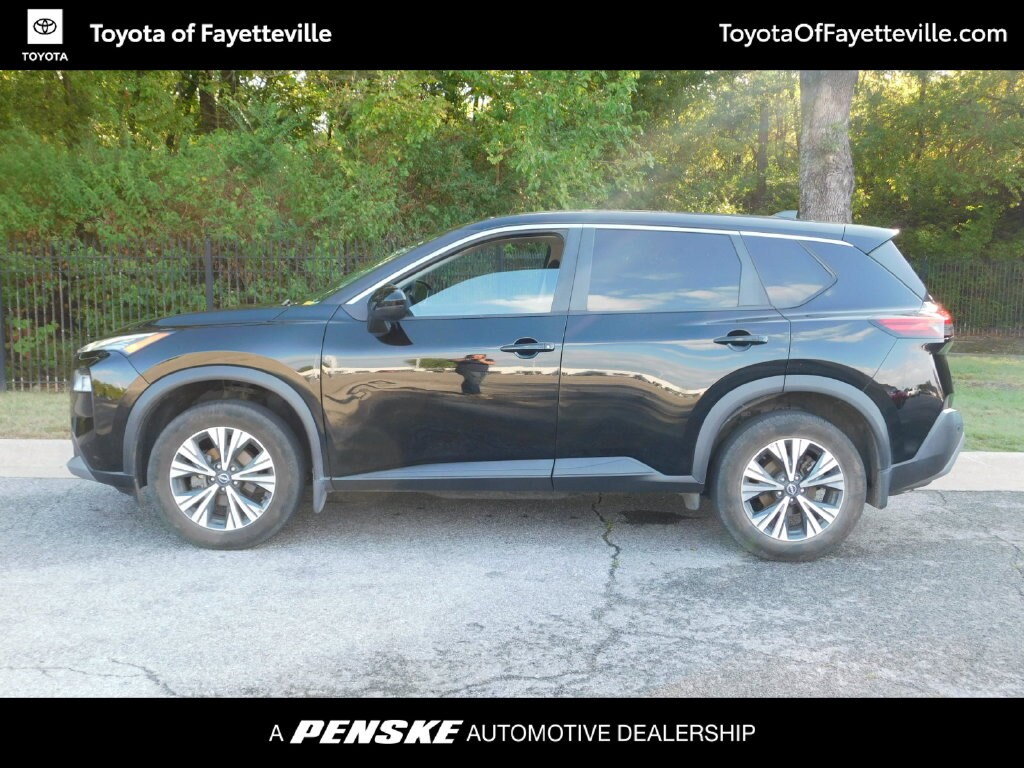 Used 2022 Nissan Rogue SV SUV