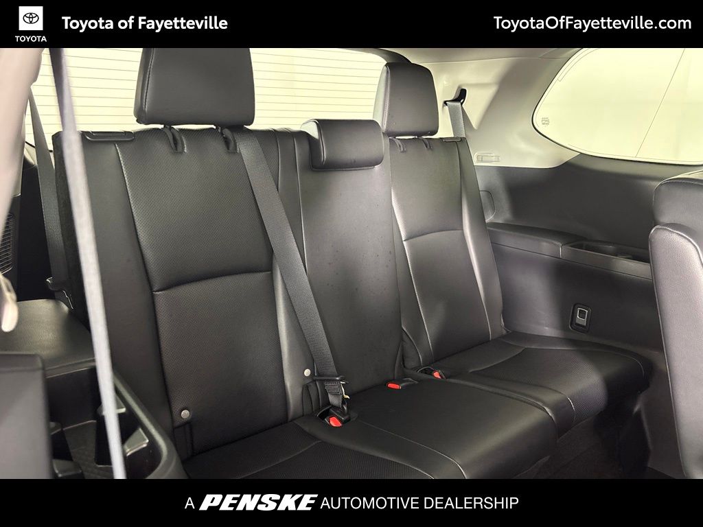 2025 Toyota Grand Highlander XLE - Photo 9