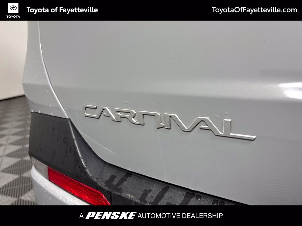 Used 2025 Kia Carnival EX Van Passenger Van