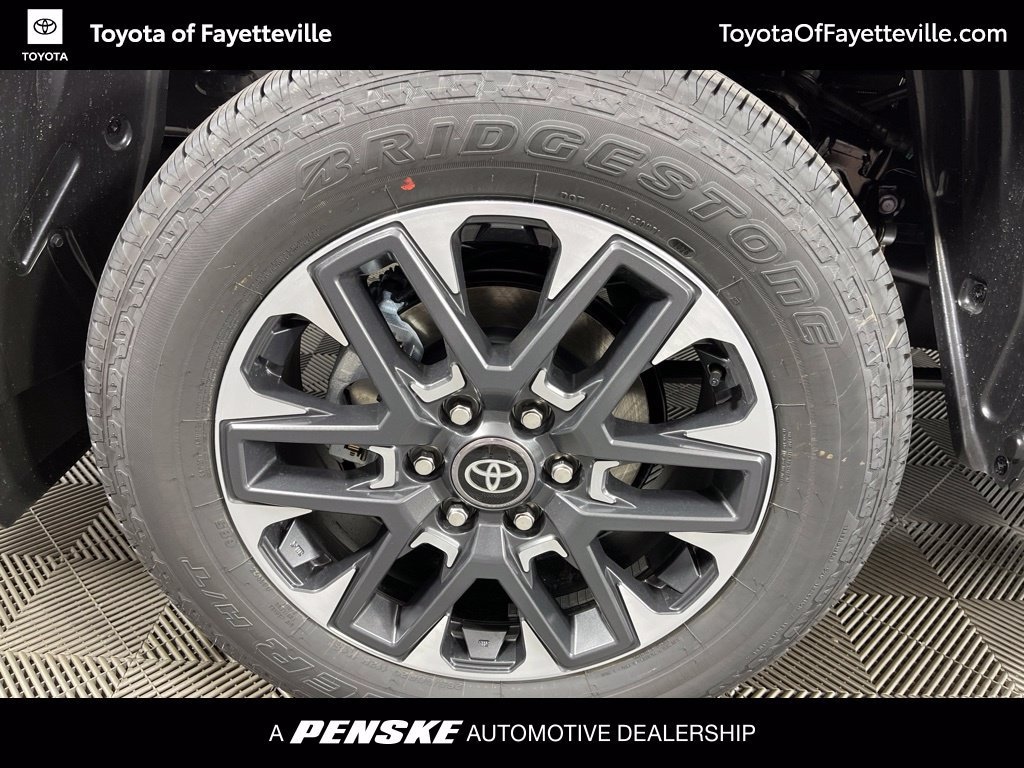 New 2026 Toyota Tundra Limited LIMITED CREWMAX 5.5