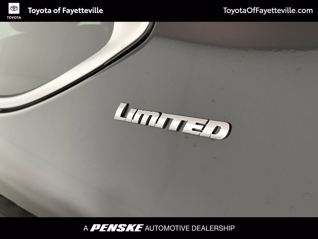 New 2026 Toyota Tundra Limited LIMITED CREWMAX 5.5