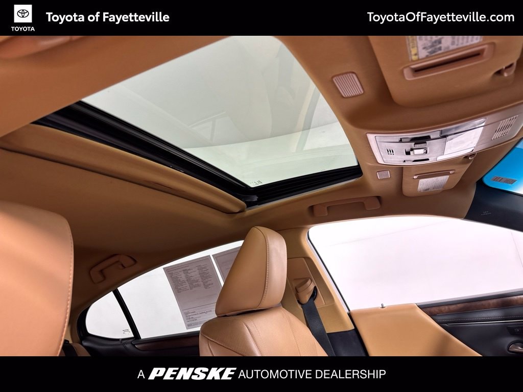 Used 2023 Lexus ES 300h Luxury Sedan