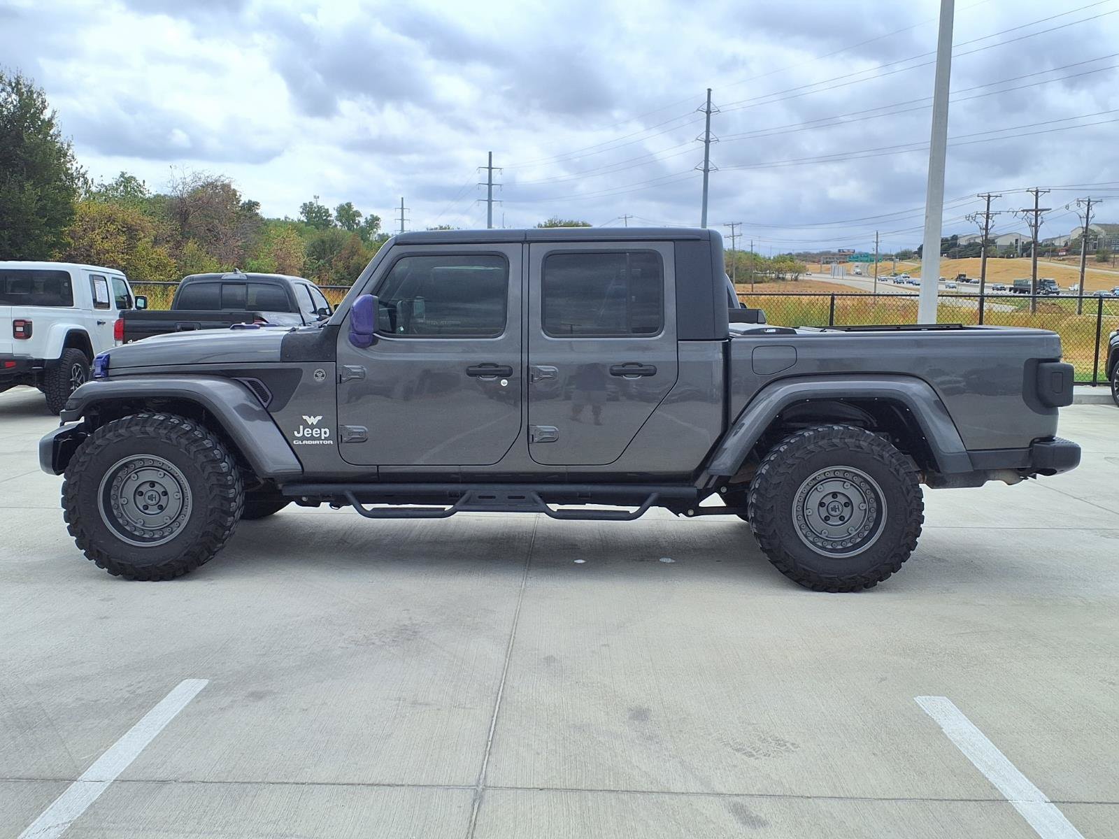 Used 2021 Jeep Gladiator Overland Truck Crew Cab