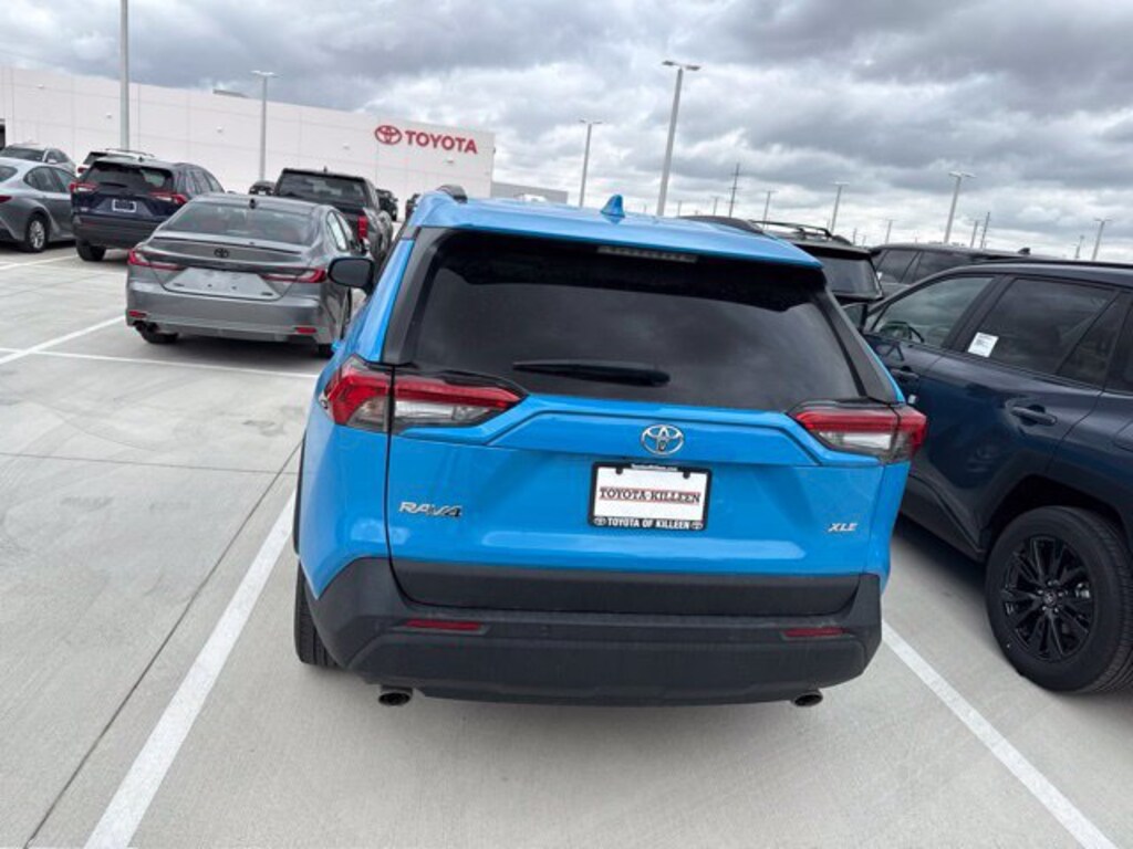Used 2021 Toyota RAV4 XLE Premium SUV