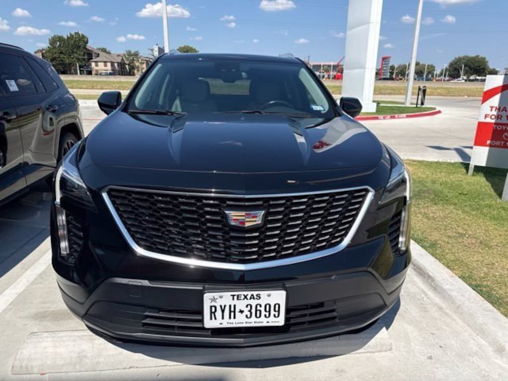Used 2023 CADILLAC XT4 Luxury SUV
