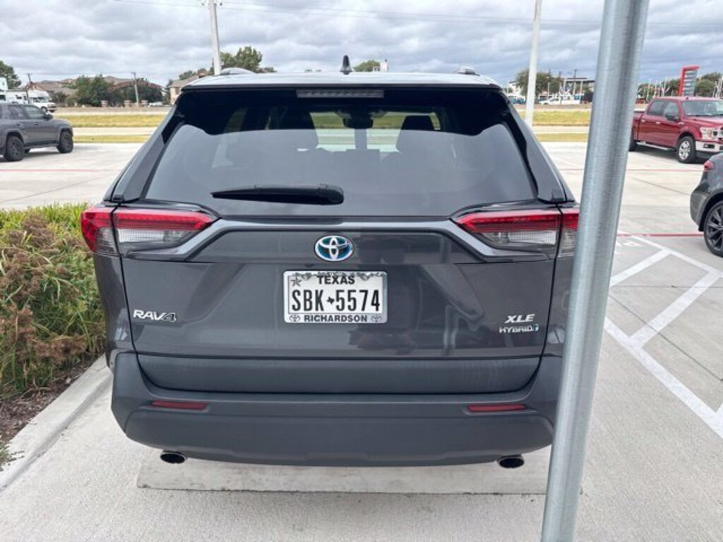 Used 2022 Toyota RAV4 Hybrid XLE SUV