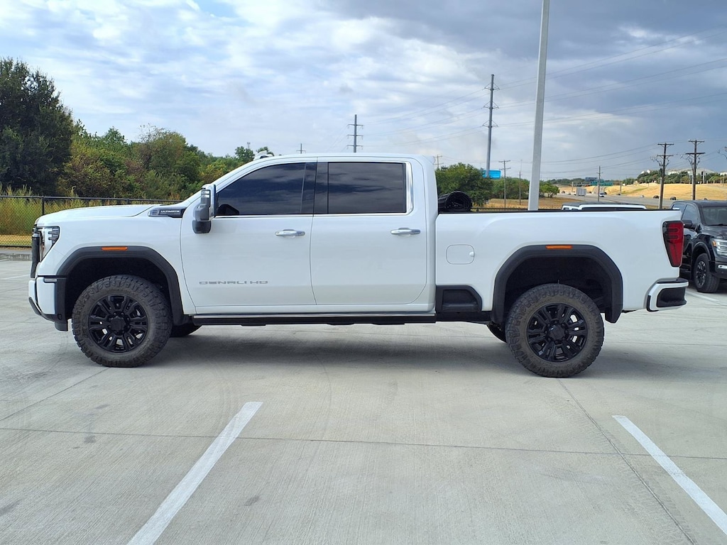 Used 2026 GMC Sierra 2500 HD Denali Ultimate Truck Crew Cab