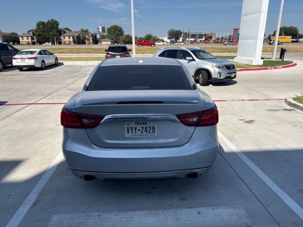 Used 2016 Nissan Maxima 3.5 SV Sedan