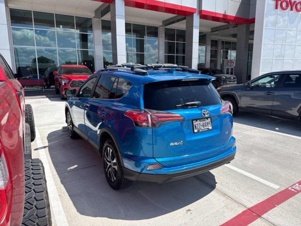 Used 2017 Toyota RAV4 LE SUV