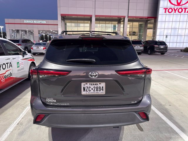 Used 2020 Toyota Highlander XLE SUV