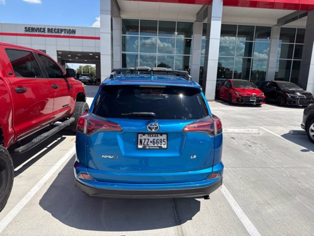 Used 2017 Toyota RAV4 LE SUV
