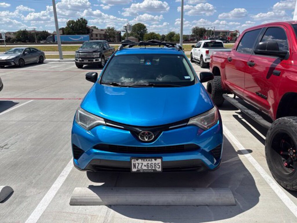 Used 2017 Toyota RAV4 LE SUV
