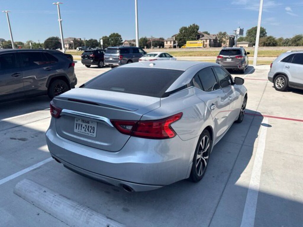 Used 2016 Nissan Maxima 3.5 SV Sedan