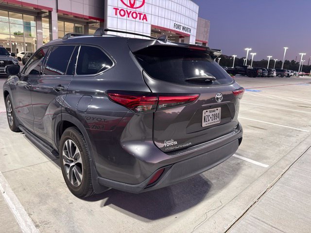 Used 2020 Toyota Highlander XLE SUV
