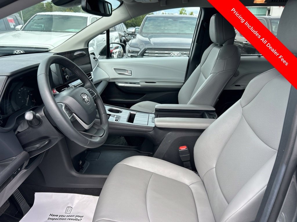 Used 2026 Toyota Sienna XLE 7 Passenger Minivan/Van