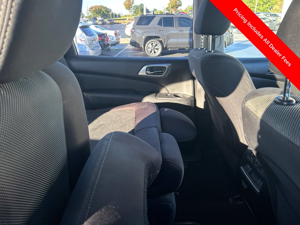 Used 2019 Nissan Pathfinder S SUV