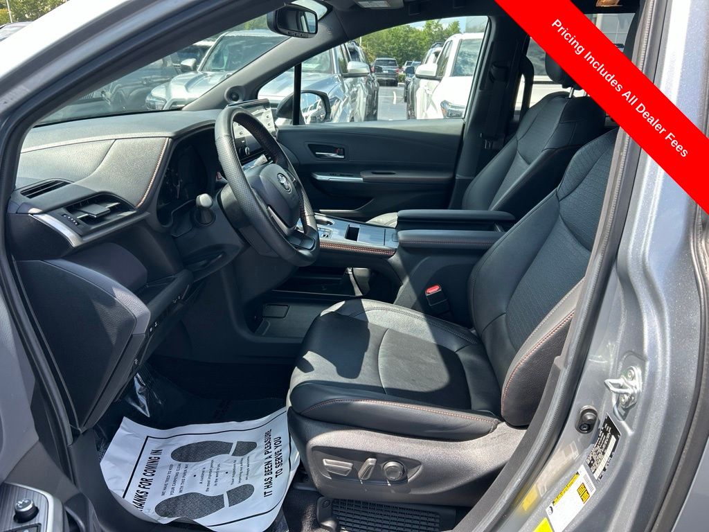 Used 2024 Toyota Sienna XSE 7 Passenger Minivan/Van
