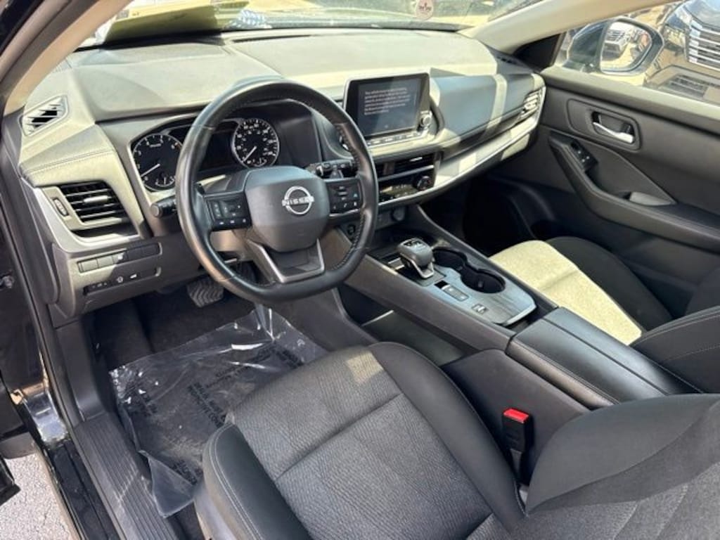 Used 2025 Nissan Rogue SV SUV