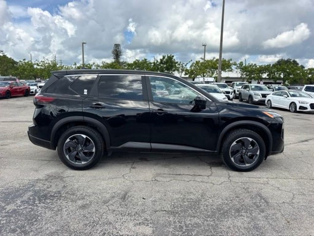 Used 2025 Nissan Rogue SV SUV