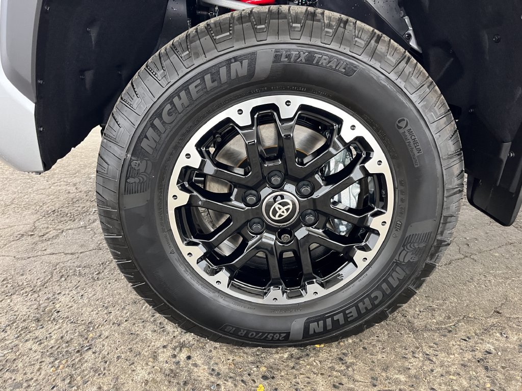 New 2026 Toyota Tundra SR5 SR5 CREWMAX 6.5