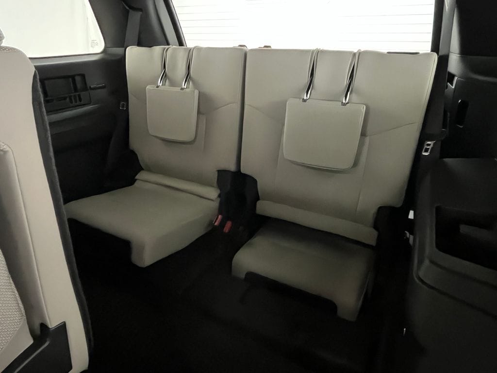 2026 Toyota 4Runner SR5 - Photo 13