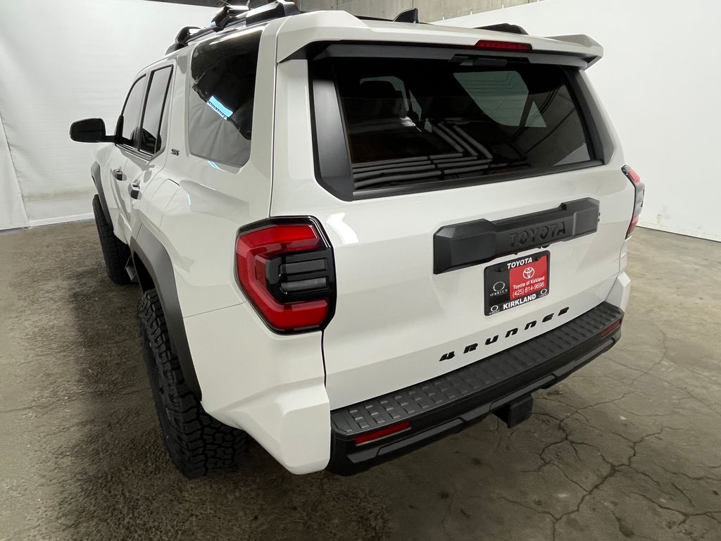 2026 Toyota 4Runner SR5 - Photo 6