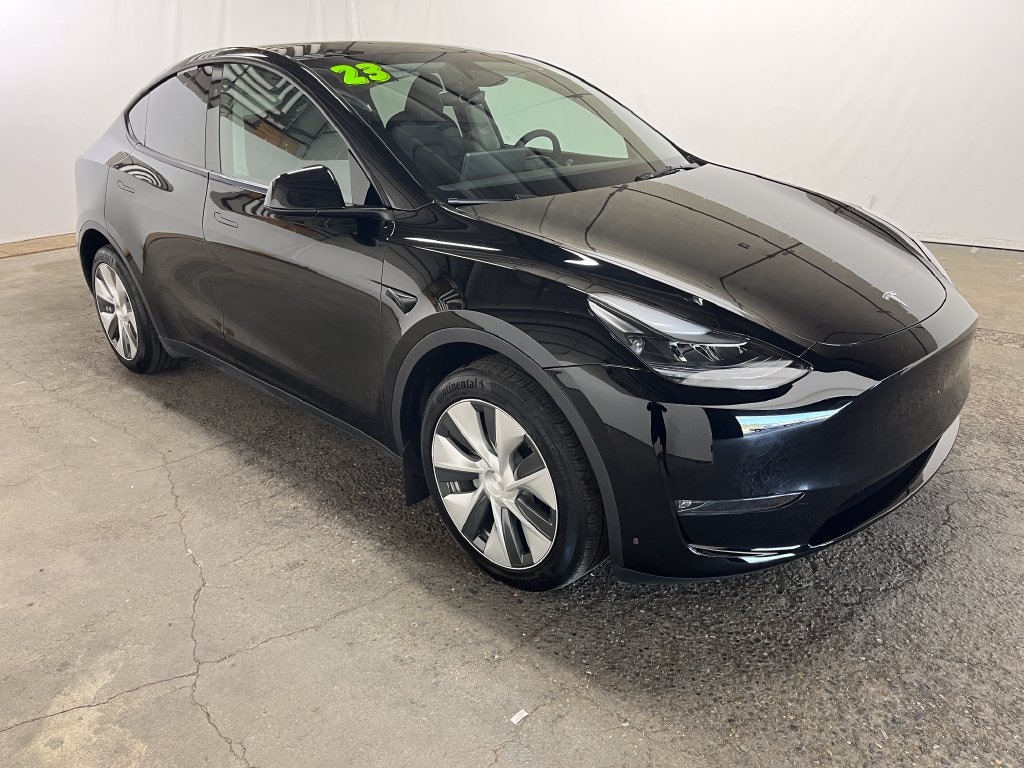 Used 2023 Tesla Model Y Long Range SUV