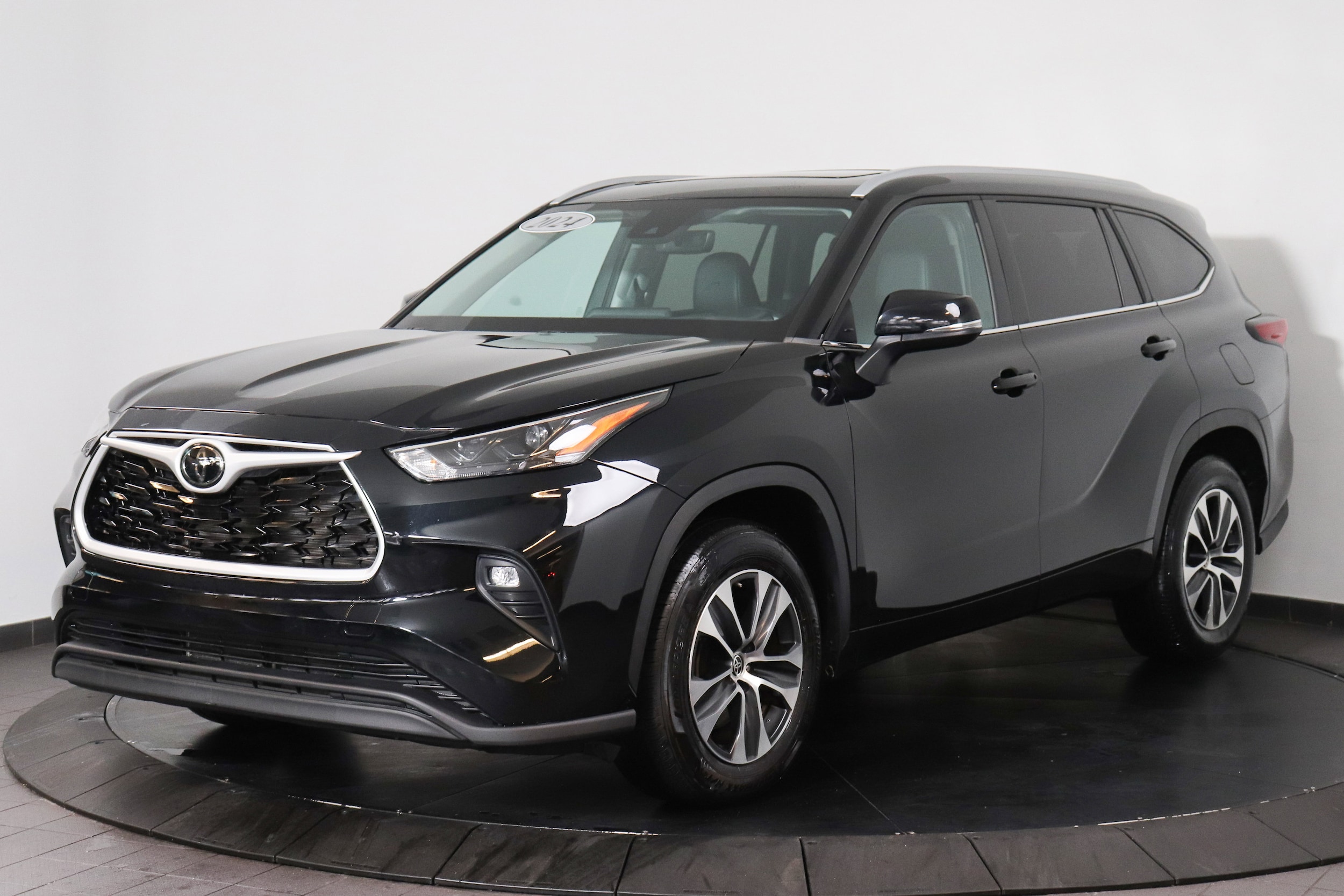 2024 Toyota Highlander