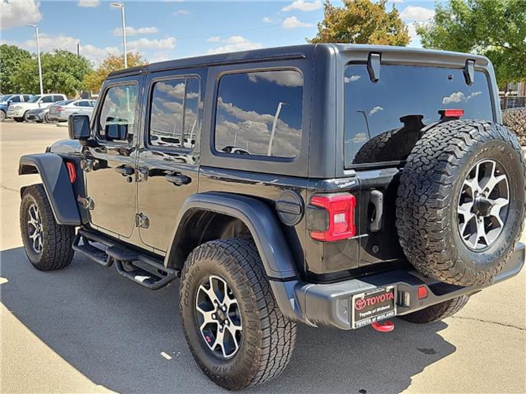Used 2018 Jeep Wrangler Unlimited Rubicon 4x4 SUV