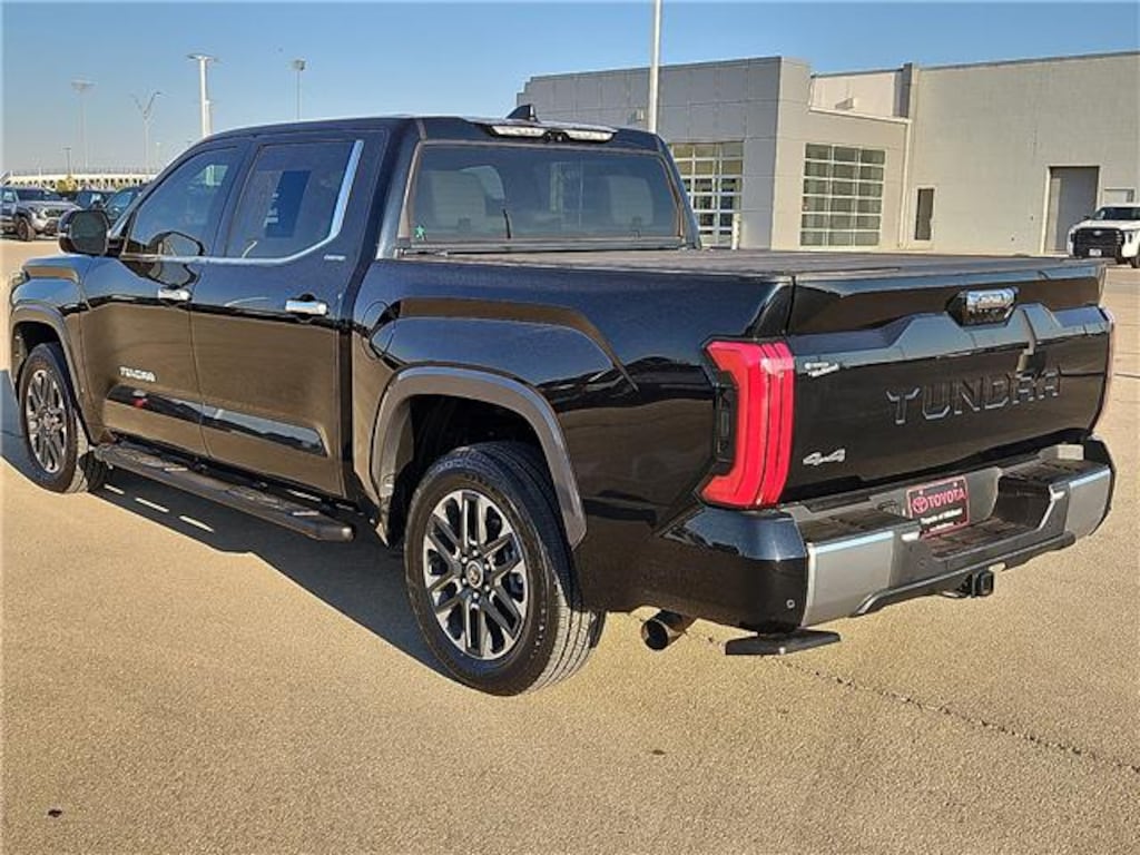 Used 2024 Toyota Tundra Hybrid Limited (A10) 4x4 Crewmax 5.5 ft. box 145.7 in. WB CrewMax