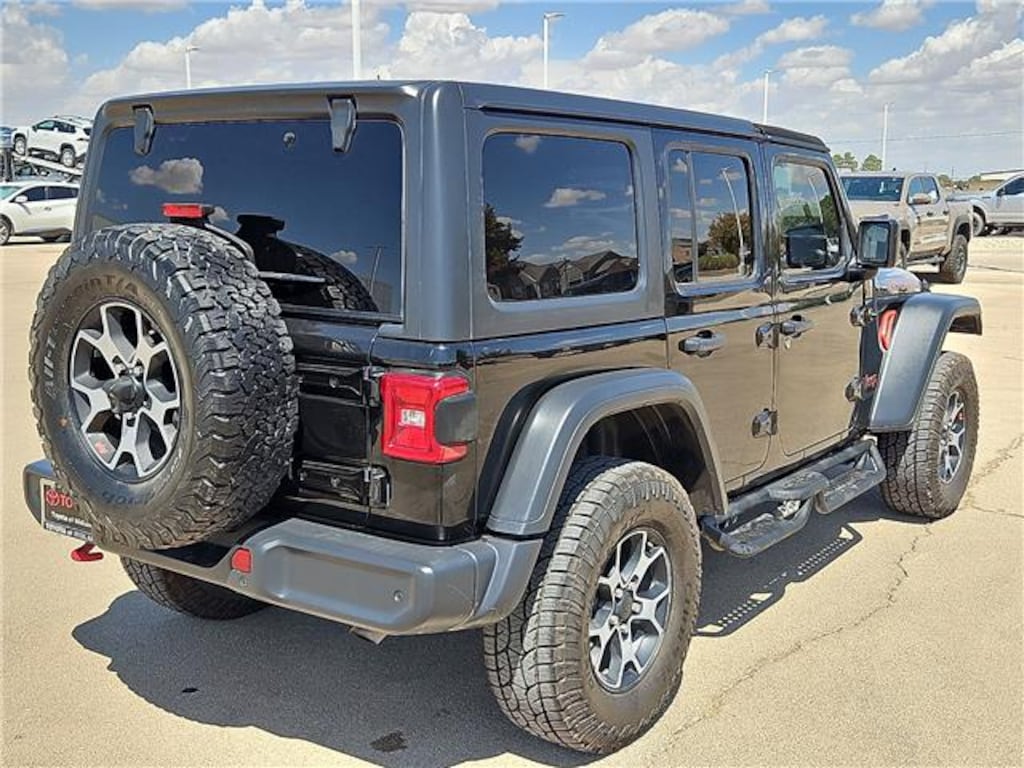 Used 2018 Jeep Wrangler Unlimited Rubicon 4x4 SUV