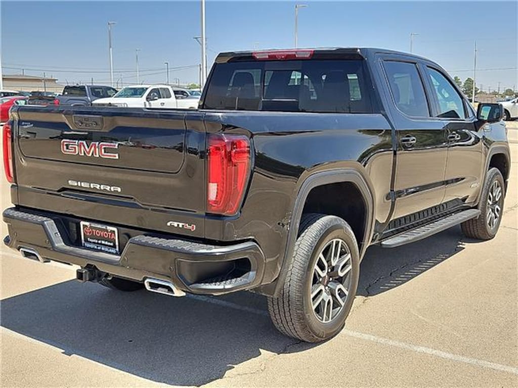 Used 2025 GMC Sierra 1500 AT4 Truck Crew Cab