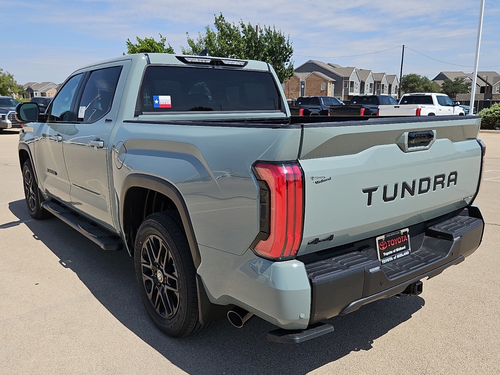 New 2026 Toyota Tundra Hybrid Limited 4x4 Crewmax 5.5 ft. box 145.7 in. WB CrewMax