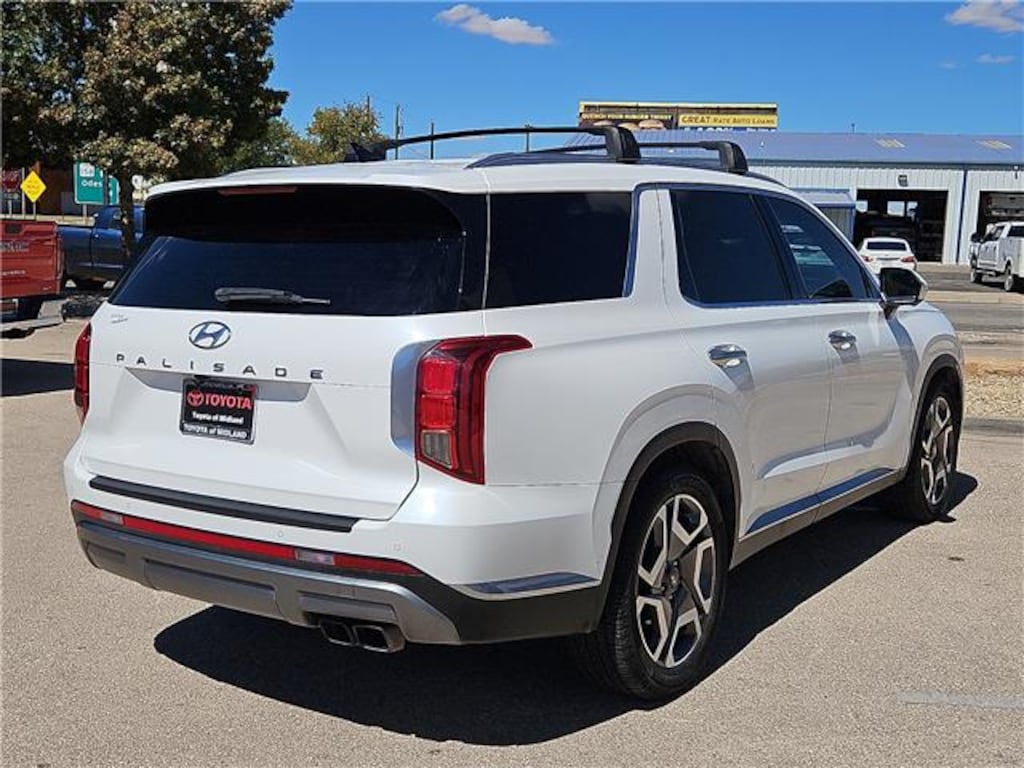 Used 2023 Hyundai Palisade Limited SUV