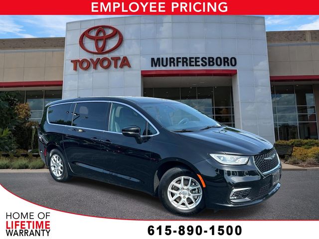  Chrysler Pacifica