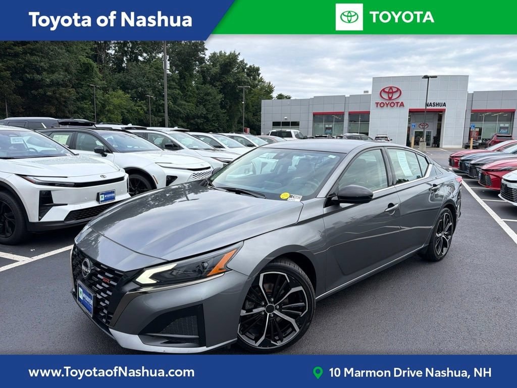 Used 2024 Nissan Altima 2.5 SR Sedan