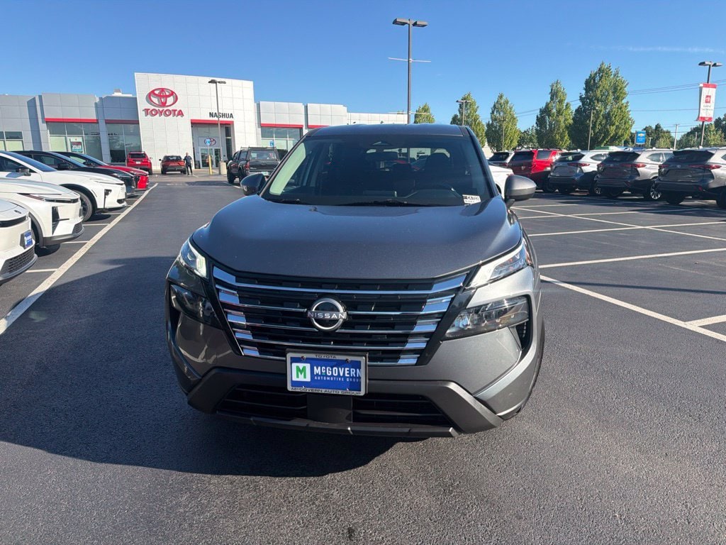 Used 2025 Nissan Rogue SV Sport Utility