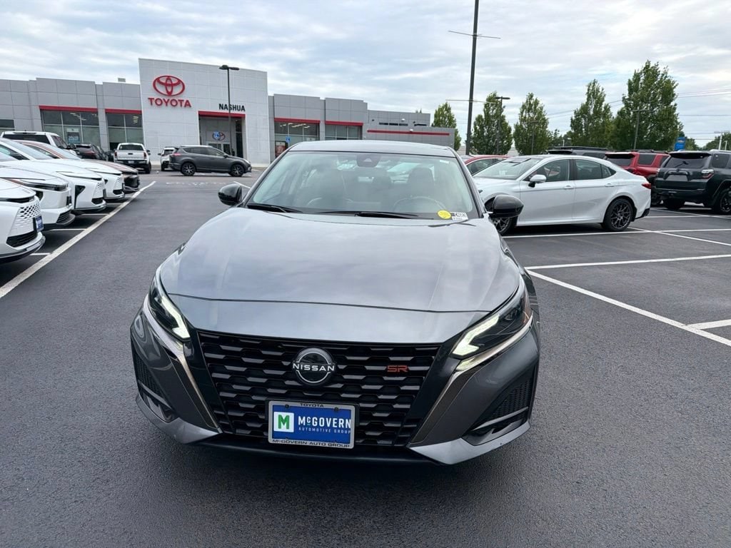 Used 2024 Nissan Altima 2.5 SR Sedan