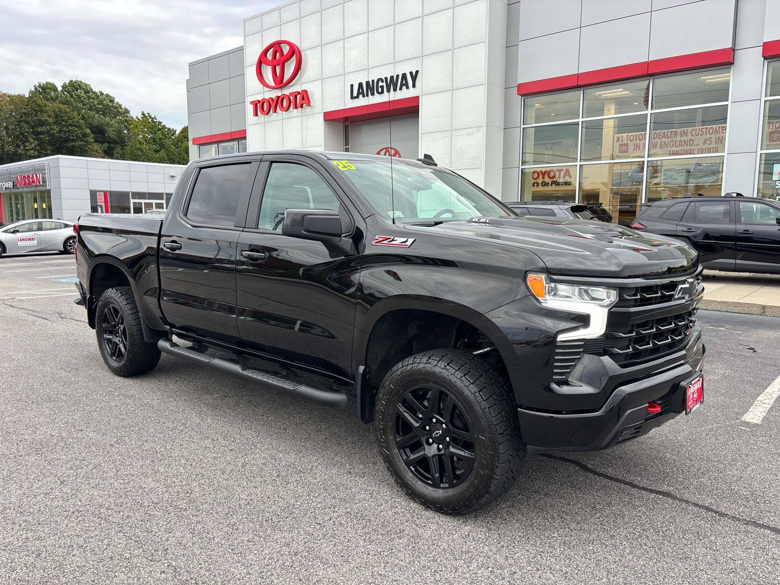 2025 Chevrolet Silverado 1500 LT Trail Boss