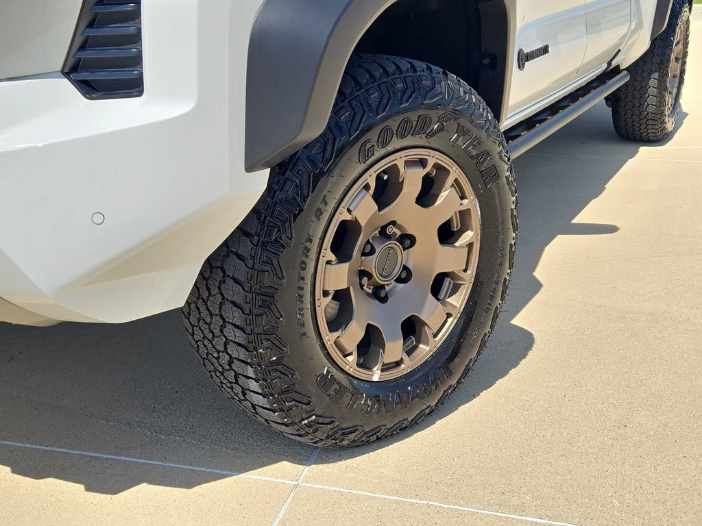 2026 Toyota Tacoma Trailhunter - Photo 12