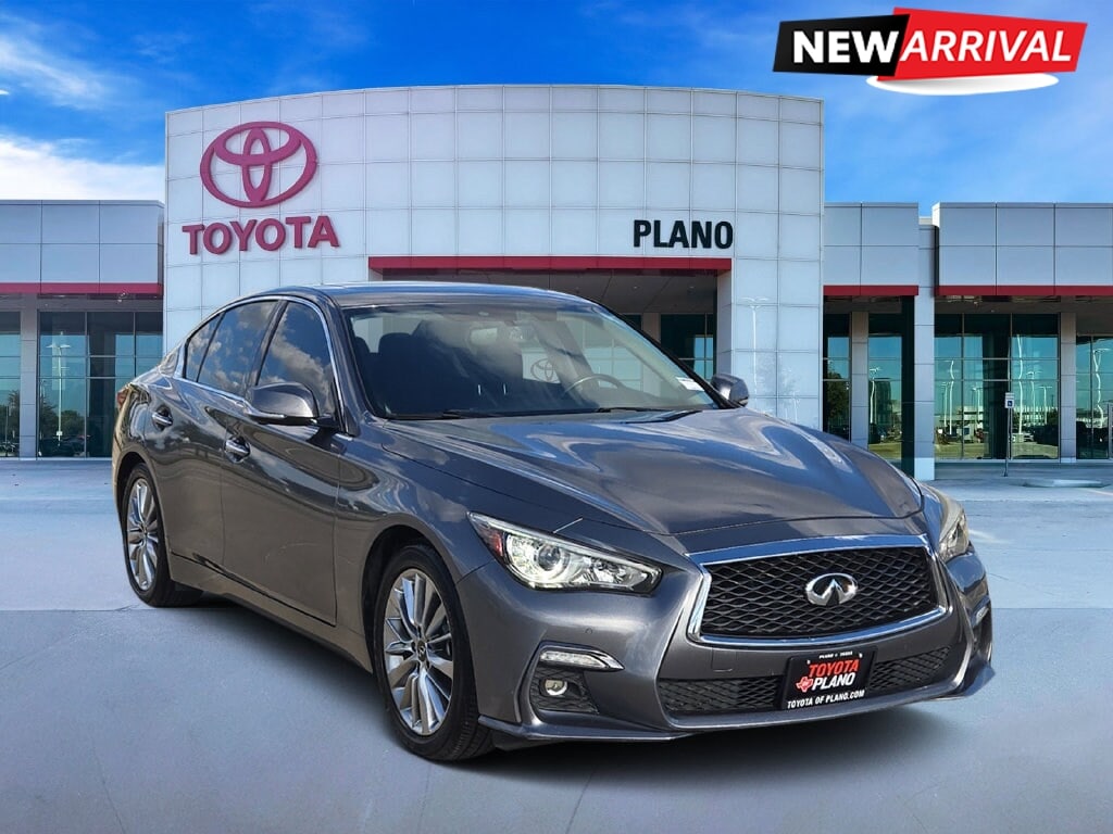 2021 INFINITI Q50 LUXE