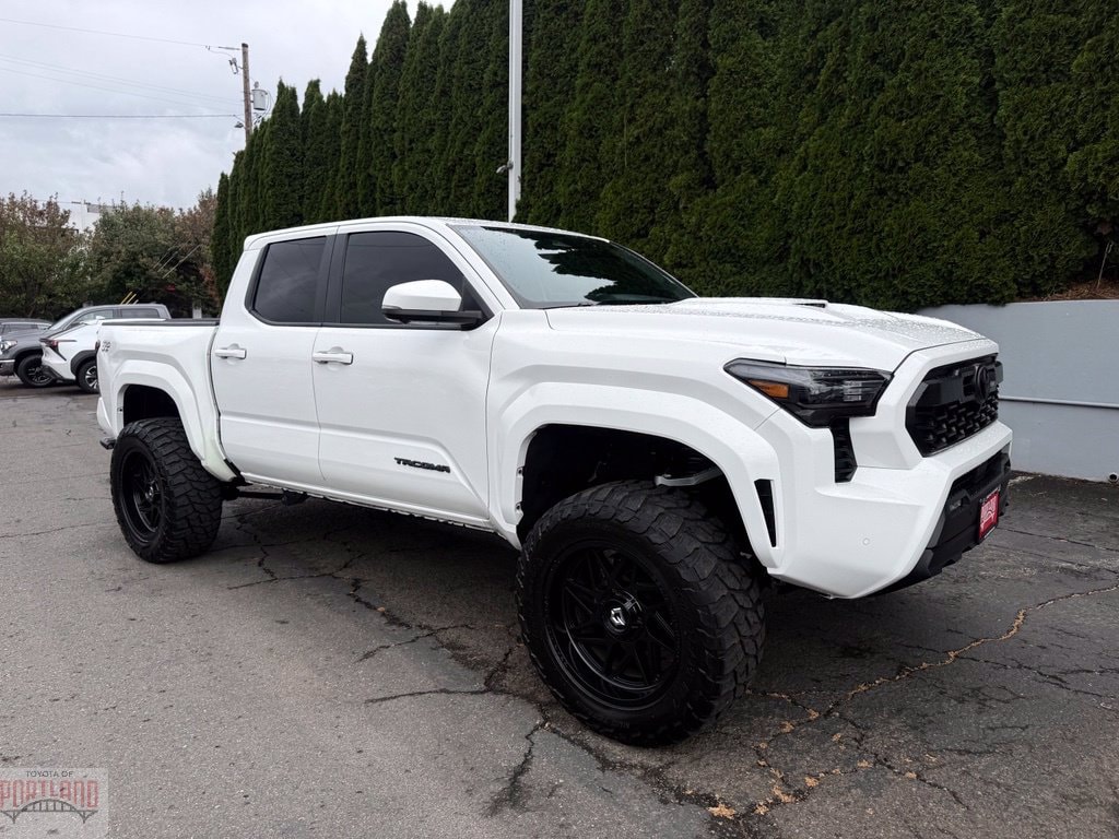 2024 Toyota Tacoma 4WD