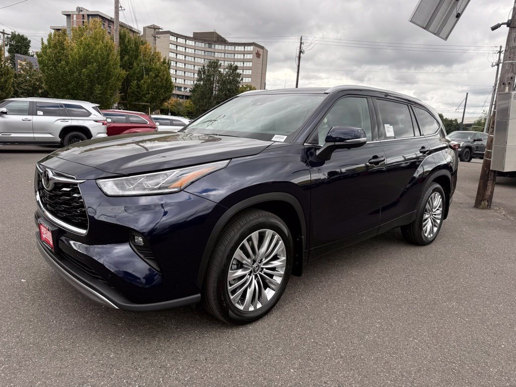New 2026 Toyota Highlander Platinum PLATINUM AWD