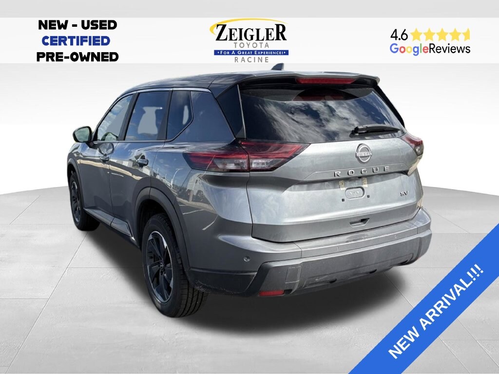Used 2024 Nissan Rogue SV SUV