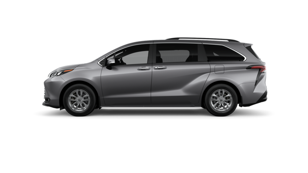 New 2026 Toyota Sienna XLE 7 PASSENGER