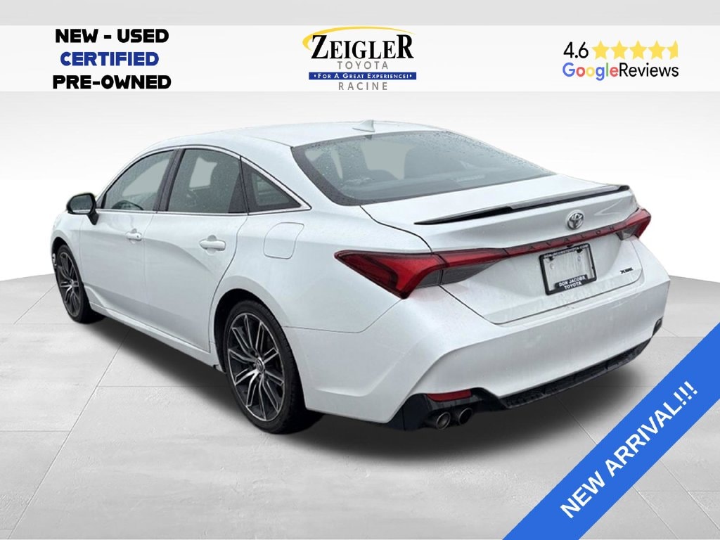 Used 2019 Toyota Avalon XSE Sedan