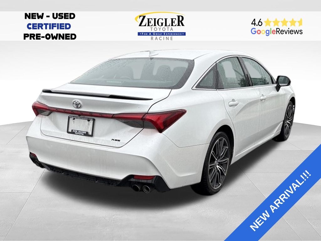 Used 2019 Toyota Avalon XSE Sedan