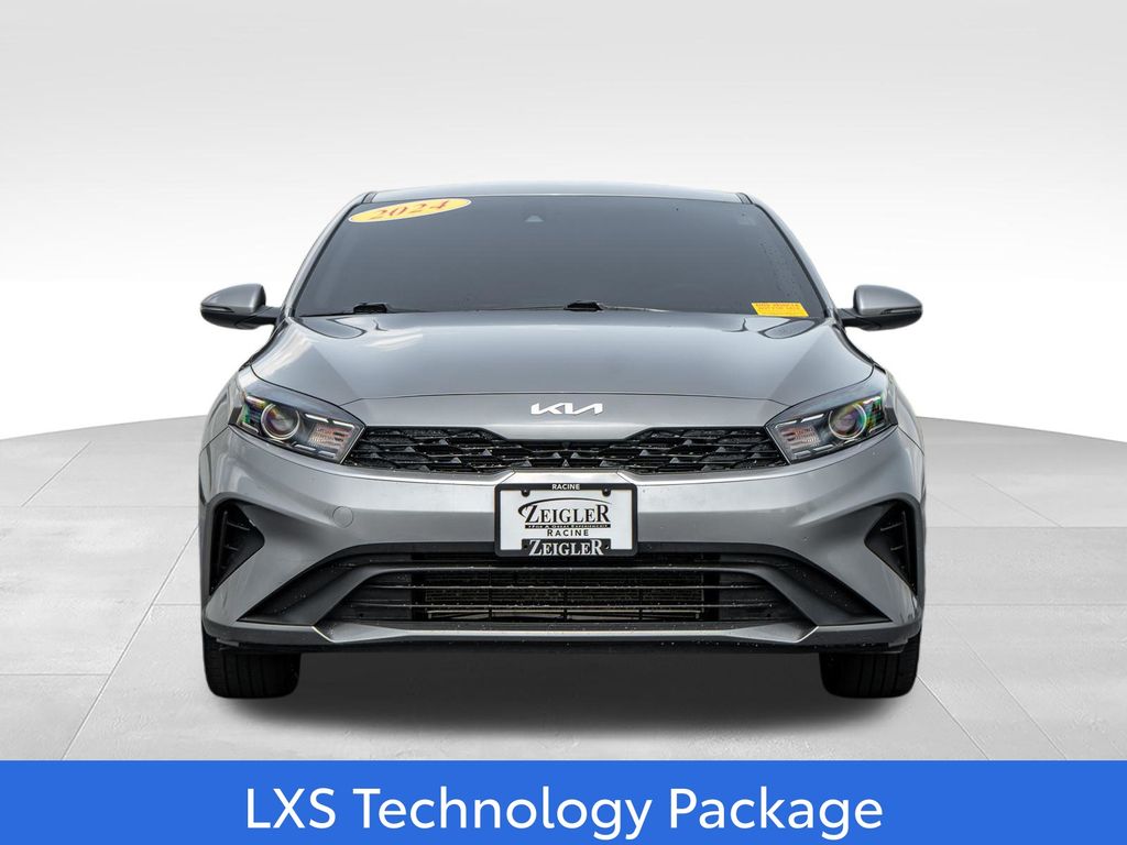 Used 2024 Kia Forte LXS with VIN 3KPF24AD1RE820363 for sale in Mount Pleasant, WI