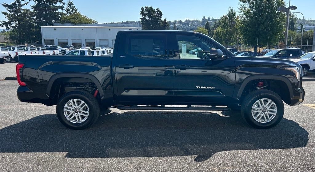 New 2026 Toyota Tundra SR5 SR5 CREWMAX 5.5